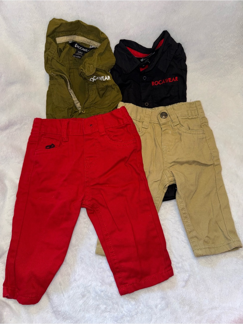 Bundle of 4 Rocawear baby pants 3-6/6-9 months &long sleeved onesies 3-6 months